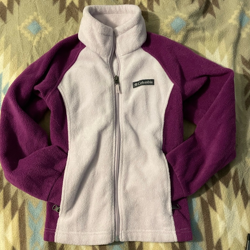 EUC-Girls 2toned Purple  zip up Columbia jacket 7/8